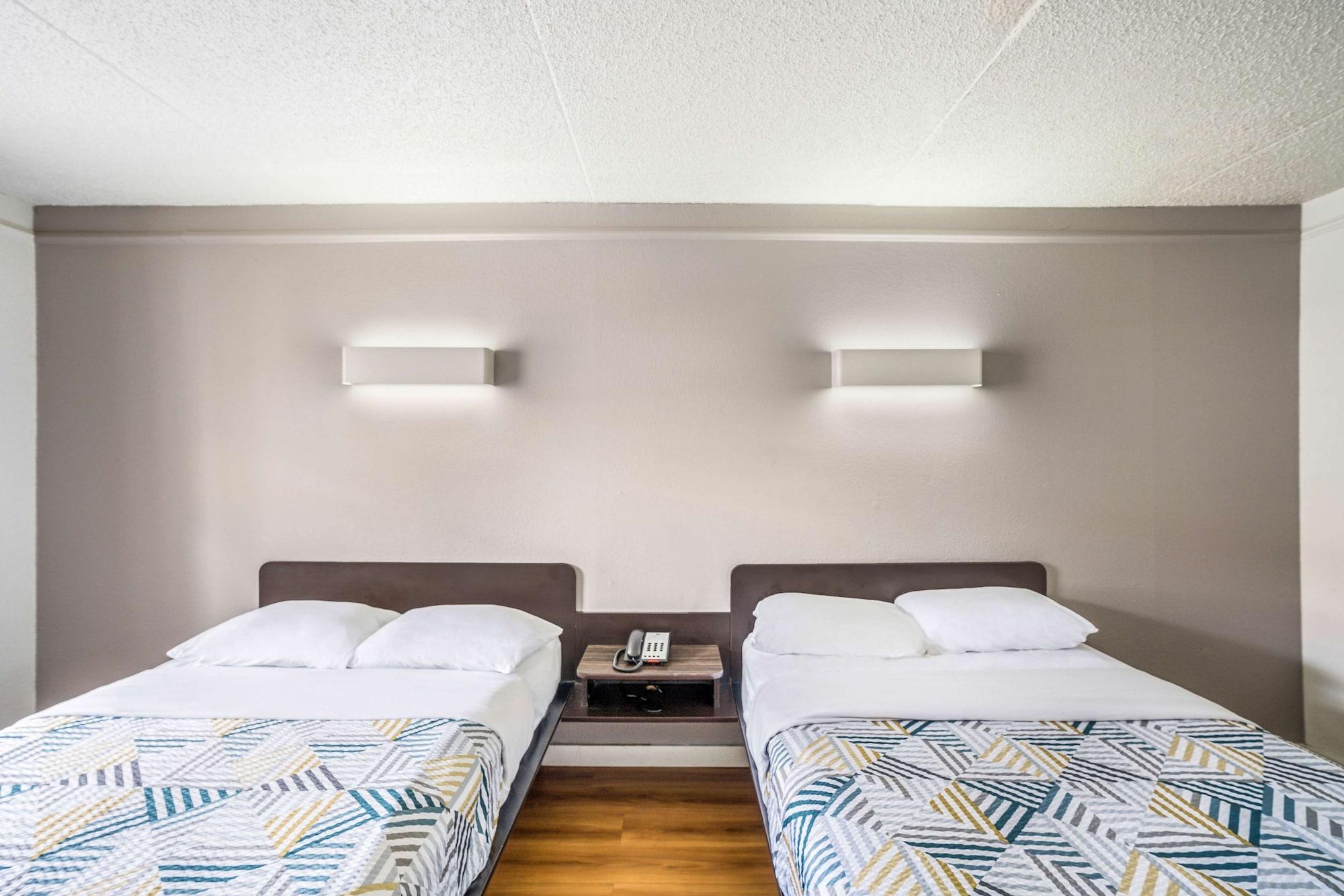Motel 6-Dallas, Tx - Market Center Εξωτερικό φωτογραφία